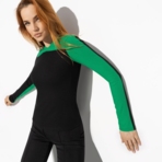 Лонгслив Образцовая леди. Состав: 65% п/э, 30% вискоза, 5% спандекс