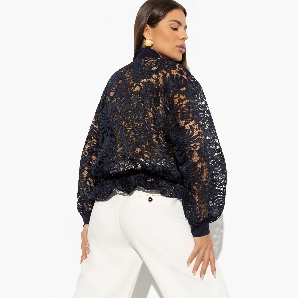 Бомбер Эпичный шик (style). Состав: 65% п/э, 30% вискоза, 5% спандекс