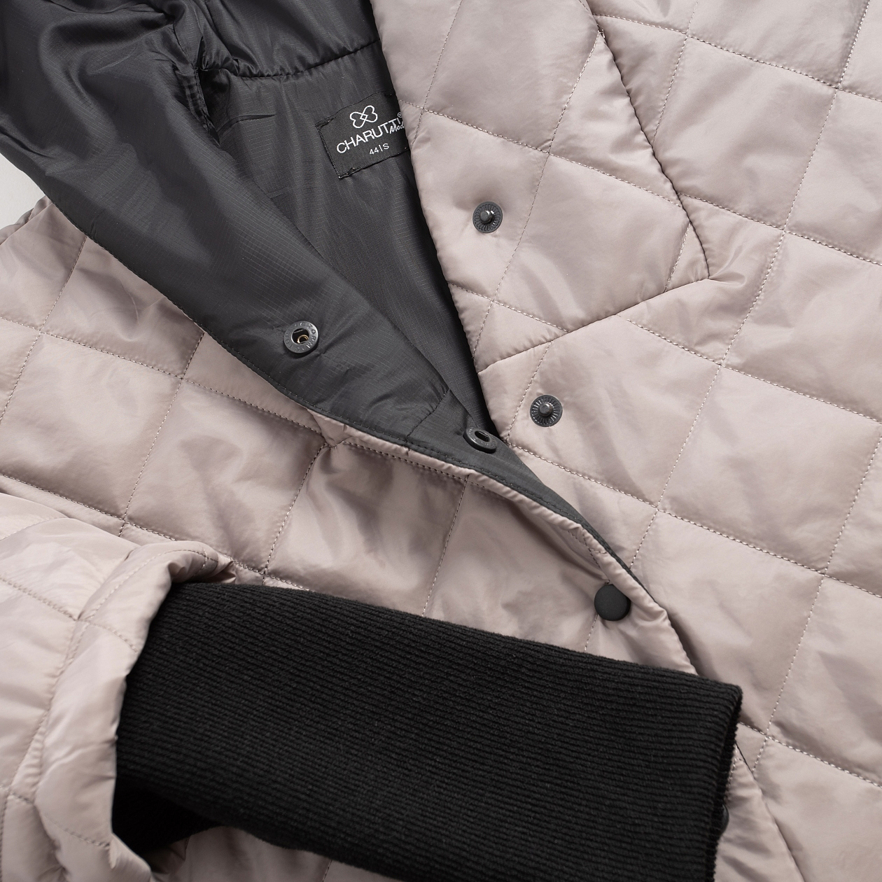 След вдохновения. Состав: 100% п/э