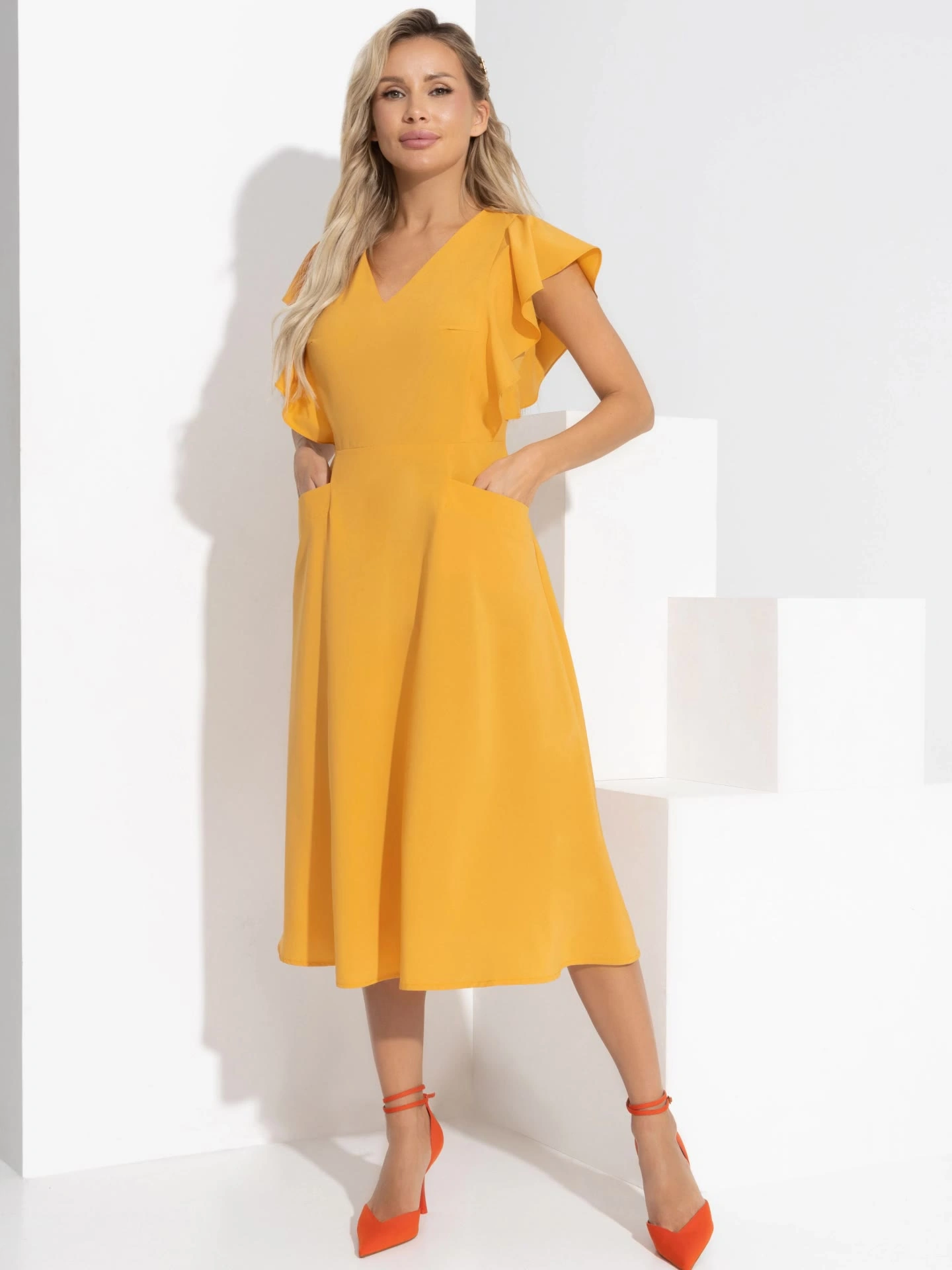 Анонс вечеринок (кокетка)