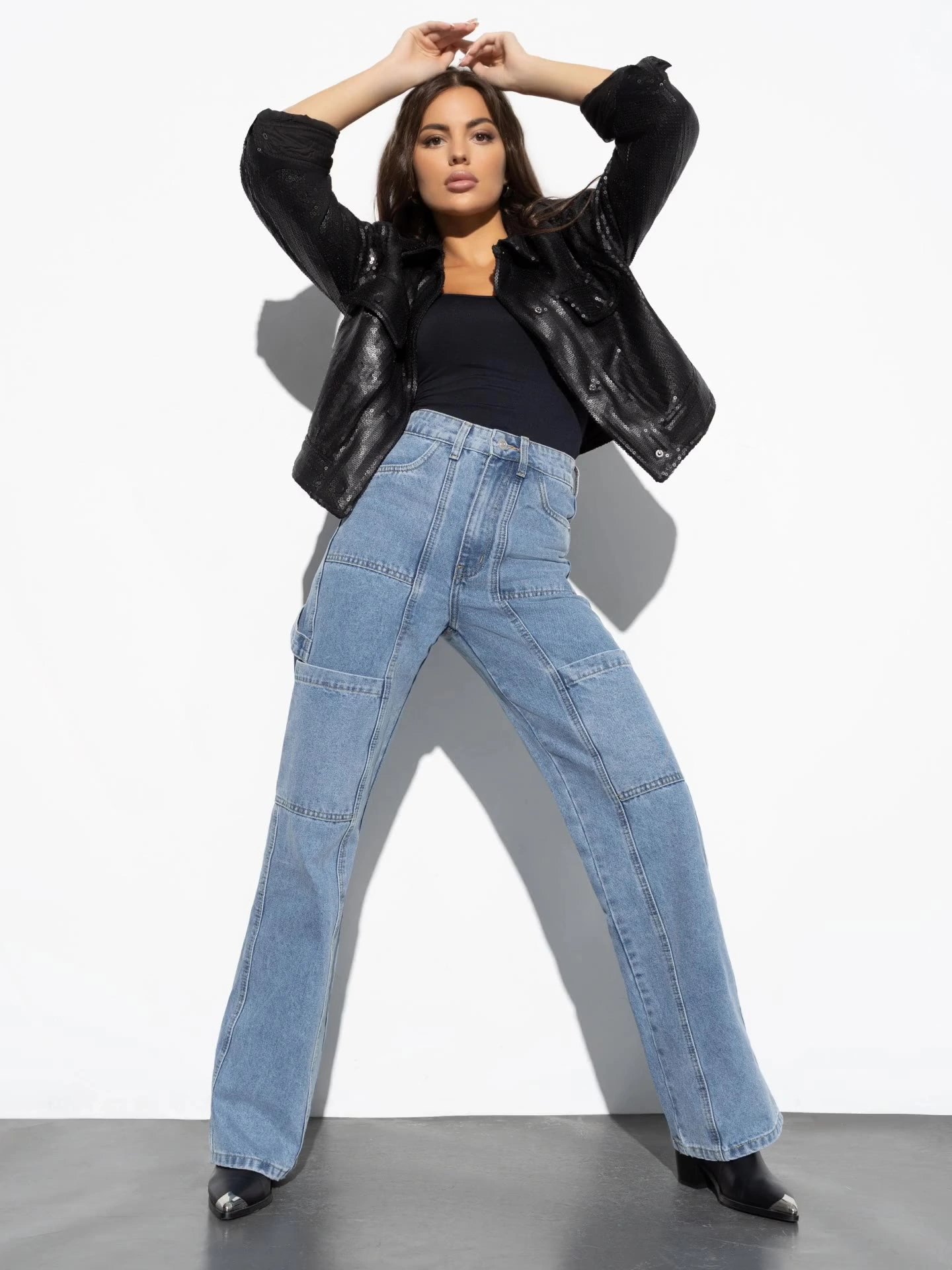 Ankona (middle blue)