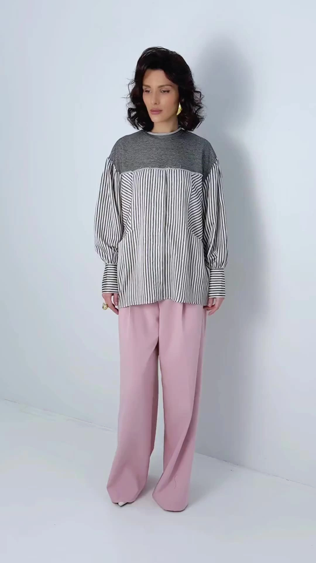 Мягкая сила (grey)