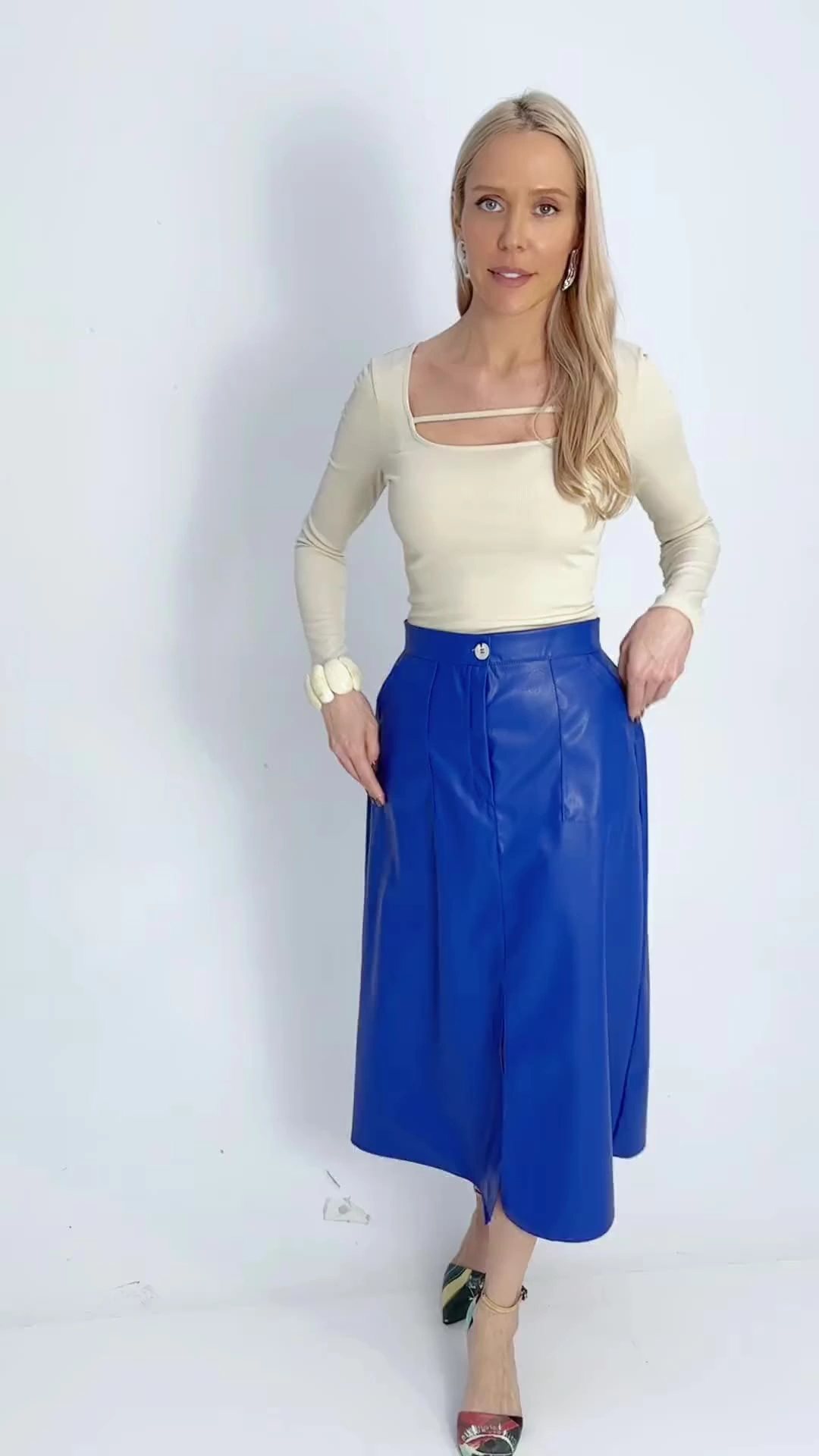 Откровенно шикарная (синий)