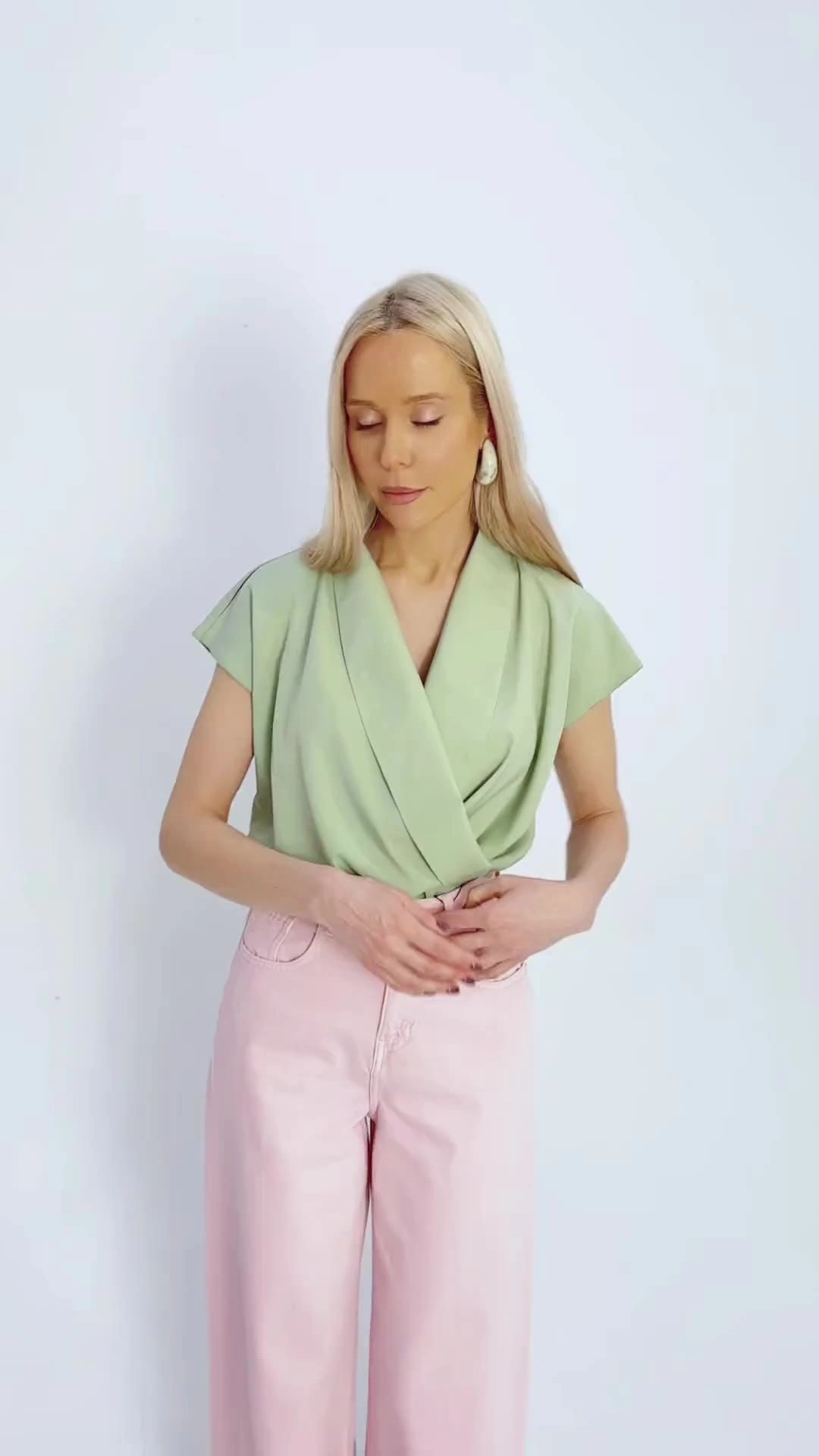 На пике изящества (зеленый)